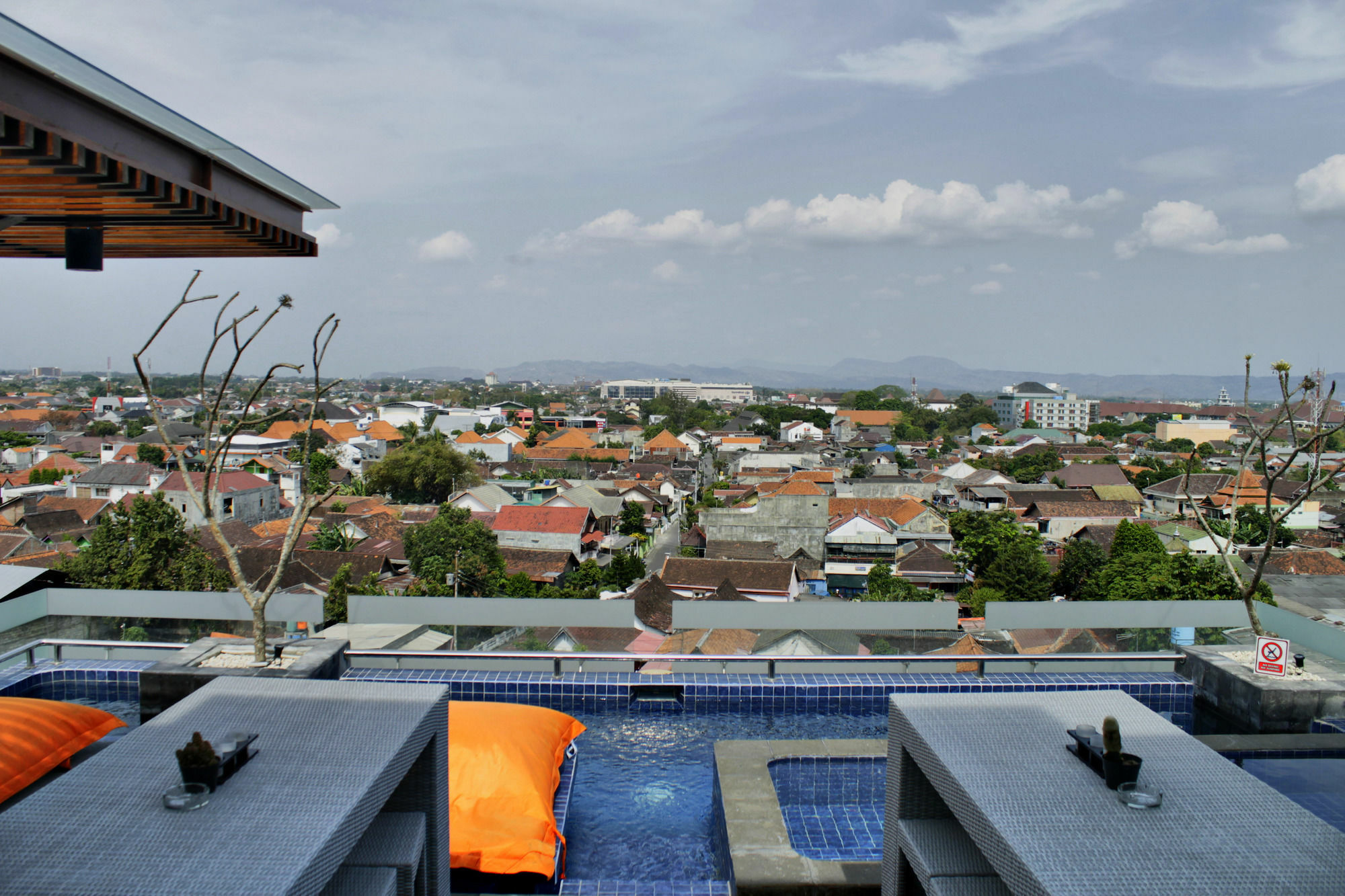 The Edelweiss Hotel Yogyakarta Exterior photo